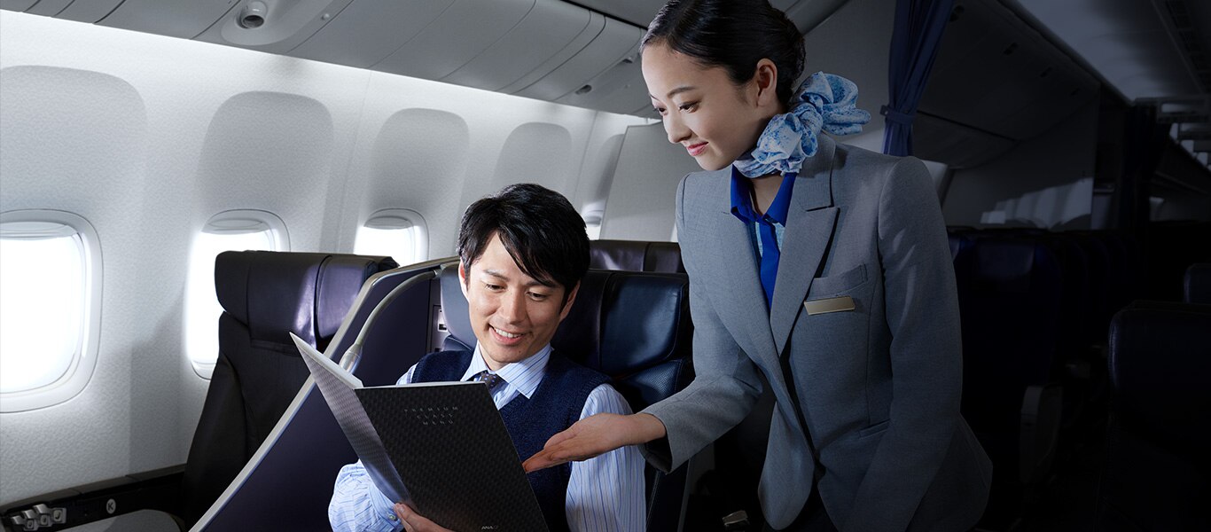 世界に羽ばたくステイタス「プラチナサービス」メンバー