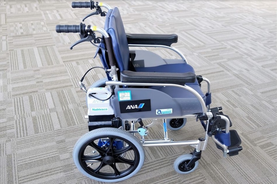 電動アシスト車いす