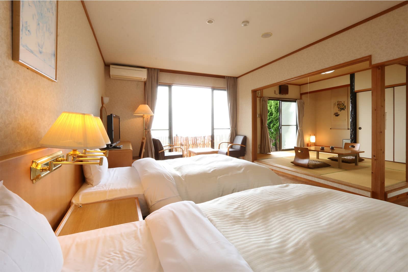 (photo) Grand Hotel Tsushima 4