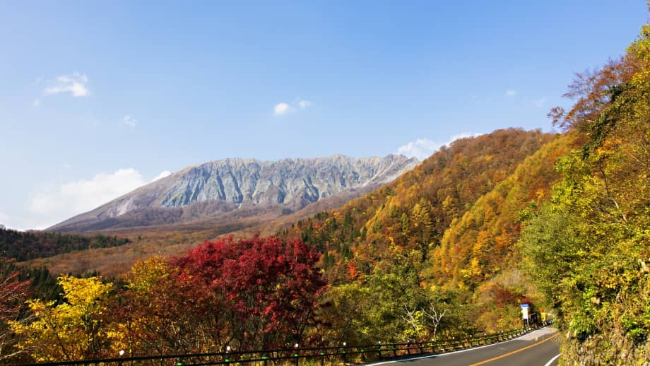 Mount Daisen with autumn leaves
