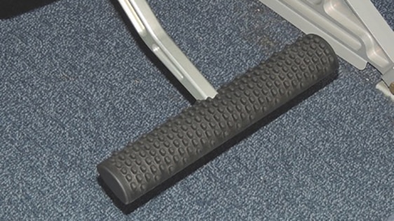 3-step adjustable footrest (starting in the second row)