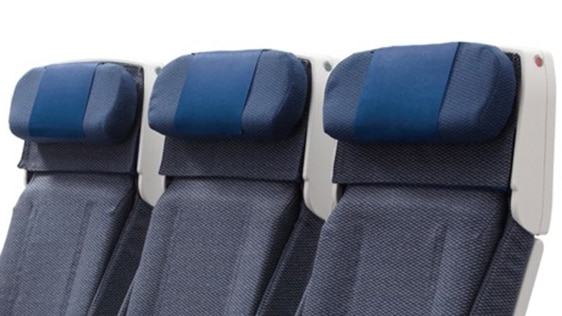 Vertically adjustable headrest